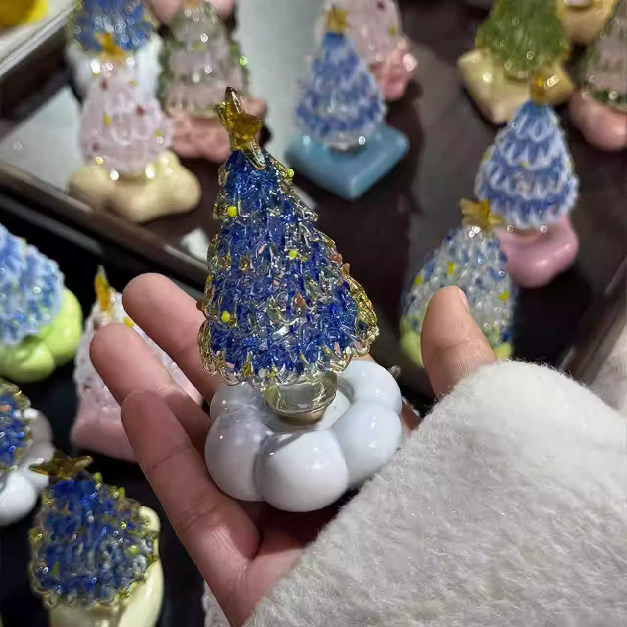 🎅🌲Glowing Spinning Christmas Tree