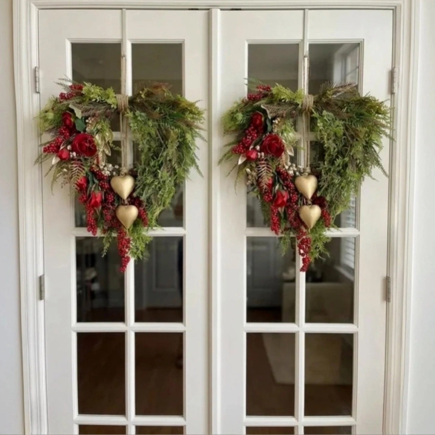 ❤️ Farmhouse Heart Wreath: Gold Bells, Red Roses & Berries🎉
