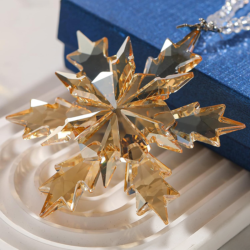 🎅2025 Most Popular Christmas Gift 🎉Crystal Snowflake Suncatcher Christmas Ornament