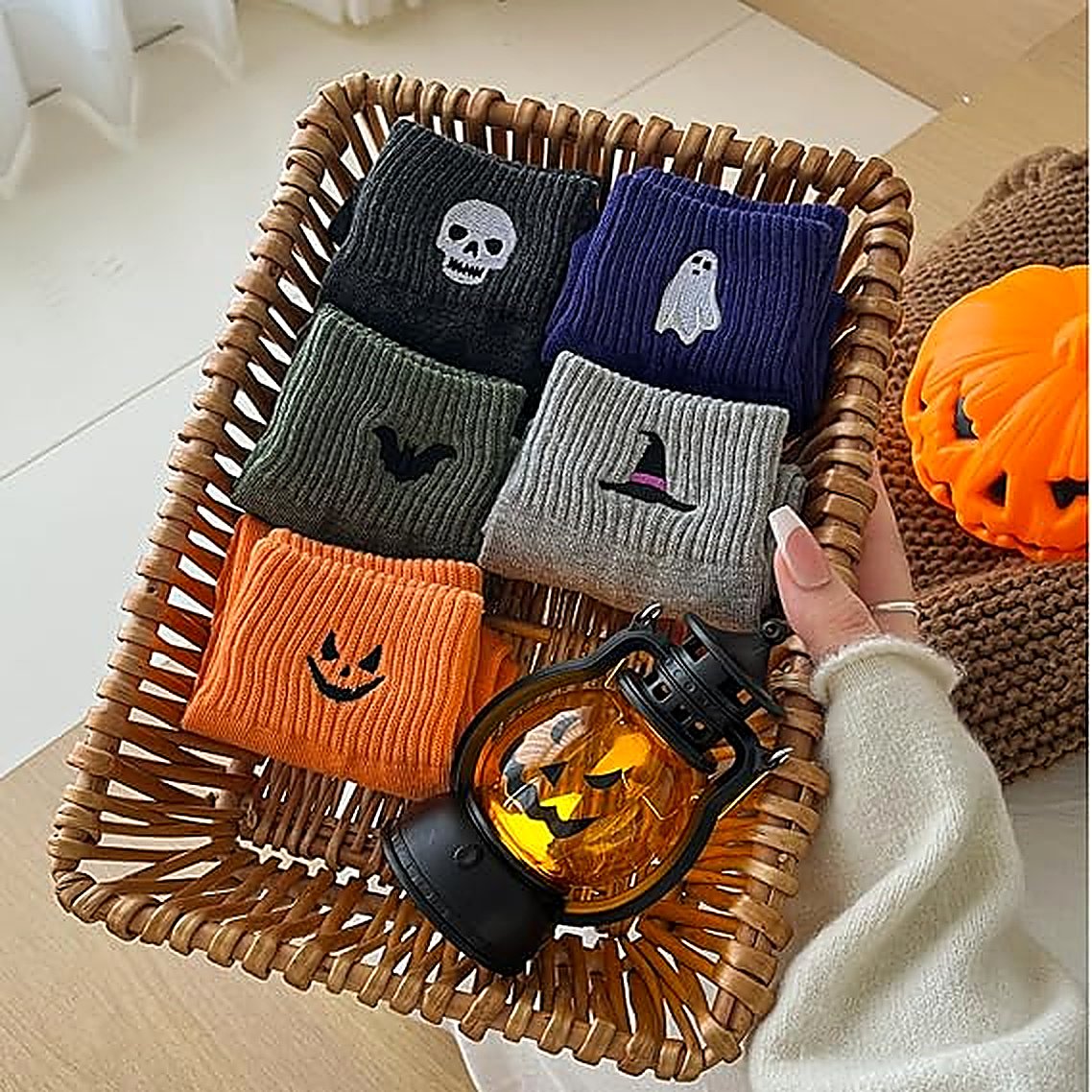 5 Pairs Halloween Embroidered Ankle Socks 🎃
