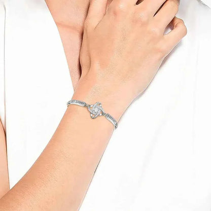 A Bracelet That Honors Your Unbreakable Bond ❤️The Lucky Heart BraceletA symbol of love, luck, and the special connection between best friends.