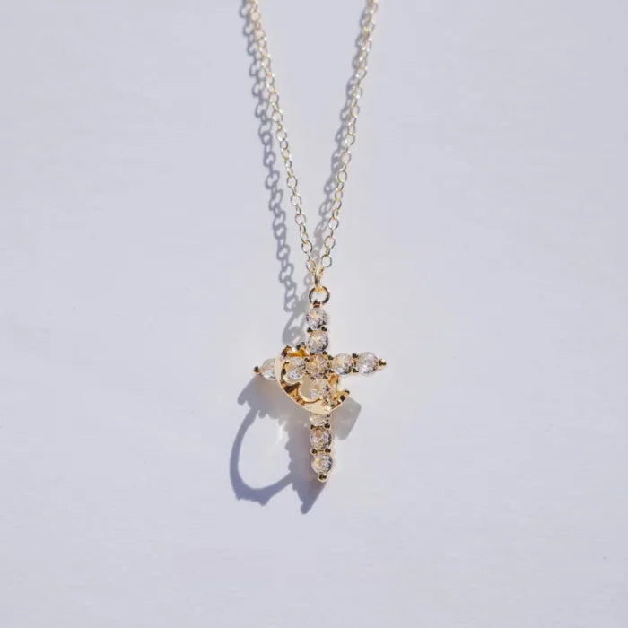 ✨Crown Cross Necklace | Dainty Crystal Cross Pendant